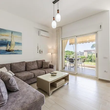 Lalzi Bay Family Retreat 2br By Pikhost * Durrës