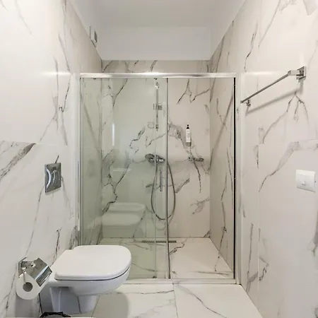아파트 Lalzi Bay Family Retreat 2br By Pikhost *